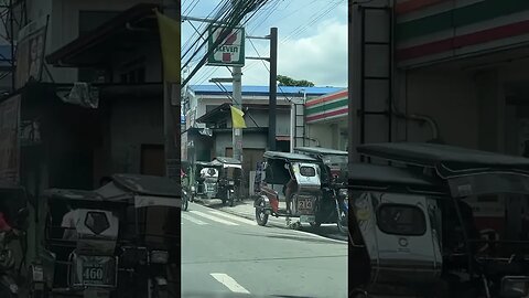 Jeepney stops for Passengers #shortvideo #shortsvideo #philippines #philippines #shortsfeed #shorts