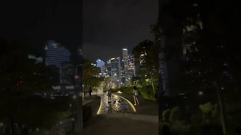 How can I have #fun in #Singapore? Como posso me #divertir em #Cingapura? #curiosidades #shorts