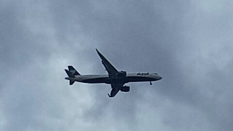 Airbus A321 PR-YJA vindo de Campinas para Fortaleza