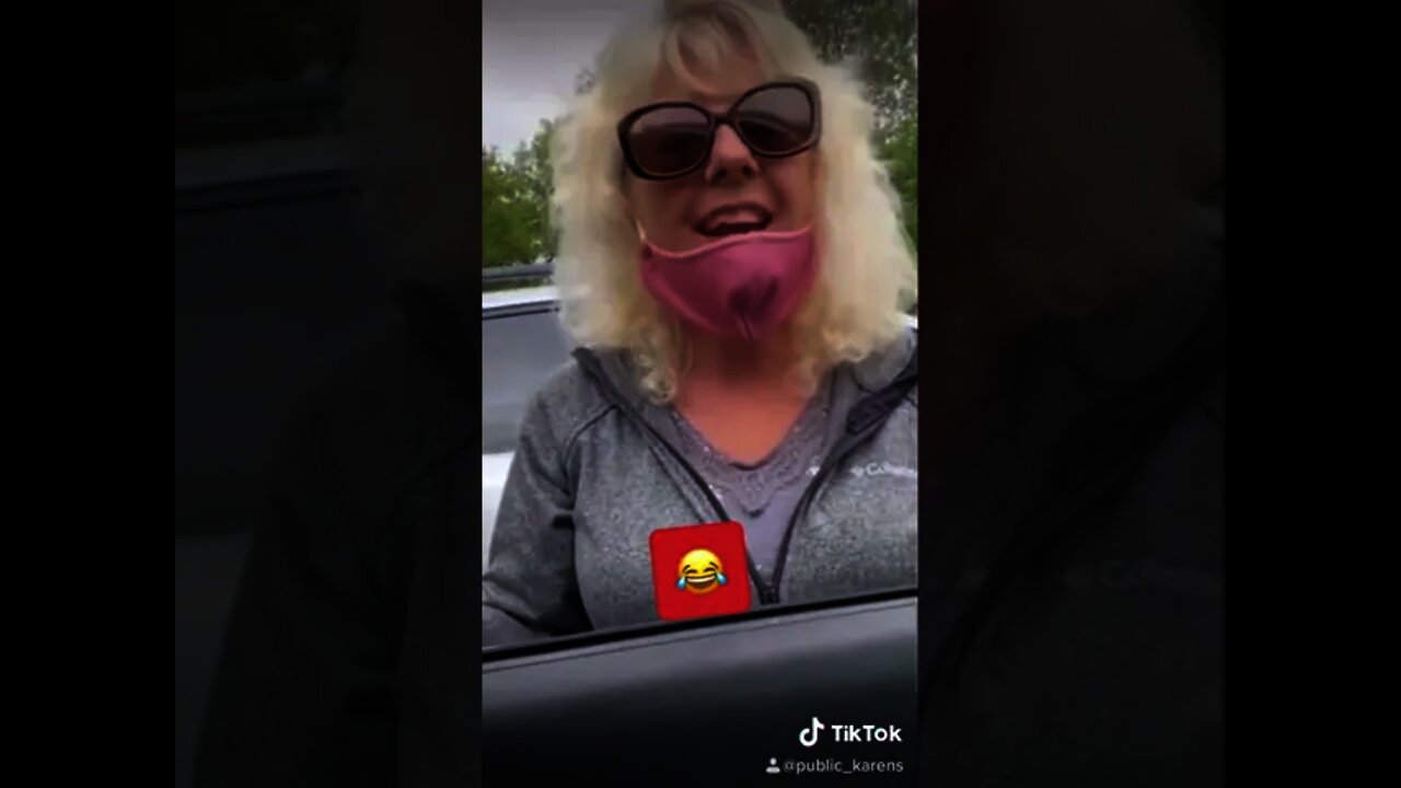 WE ALL KNOW THAT ONE COVID KAREN #shorts #viral