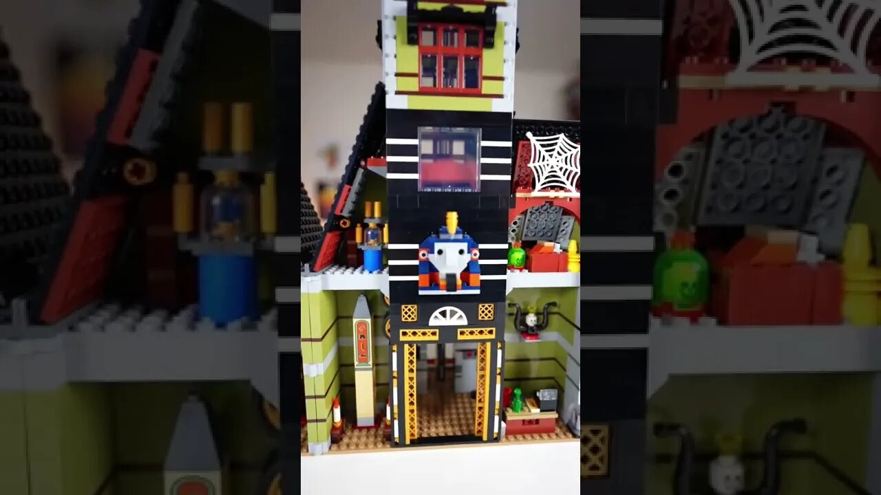 Fully Fuctional LEGO Haunted Mansion Tower Drop!! #lego #hauntedmansion #halloween