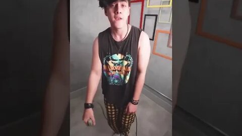 se isolados fosse "emo" #shorts