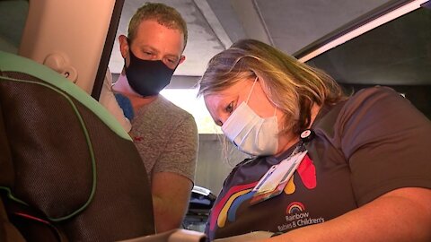 Scammers selling counterfeit car seats to families online