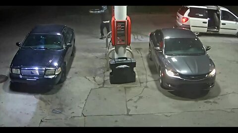 1 dead in double shooting at southwest Detroit gas station overnight