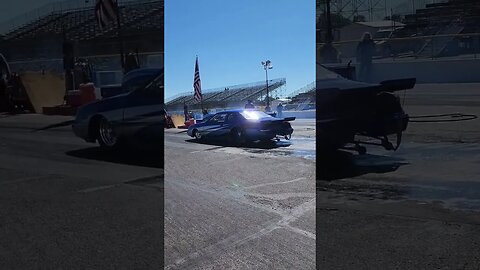 Thunderbird making some noise and smoke in the burnout box