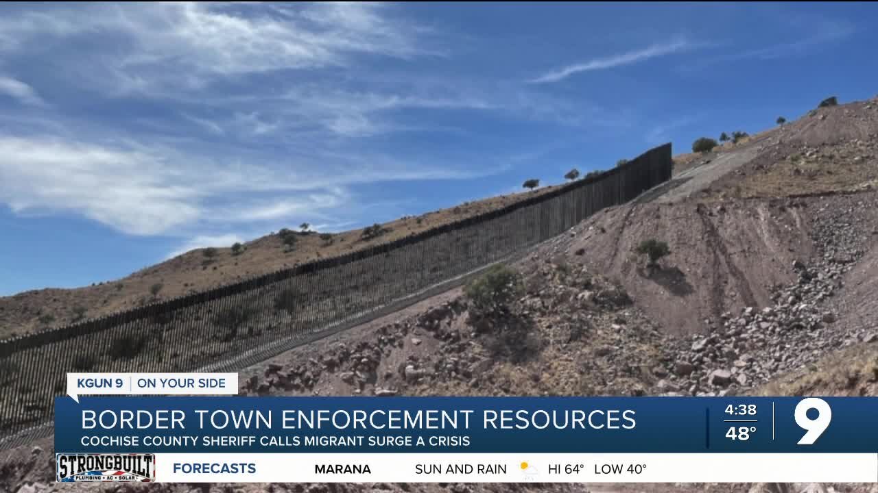 "Crisis" at unfinished border wall as migrant numbers surge