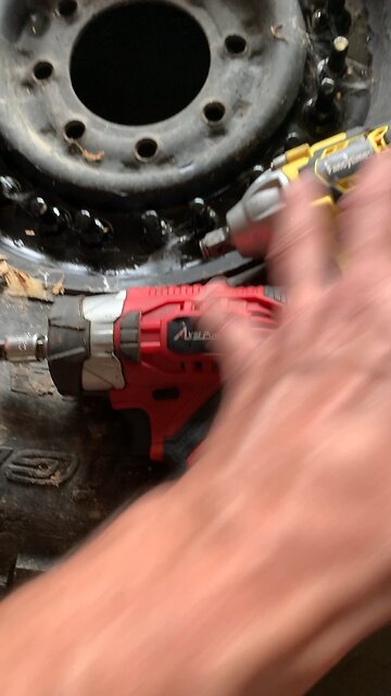 Not the torque wrench you were expecting? #hmmwv