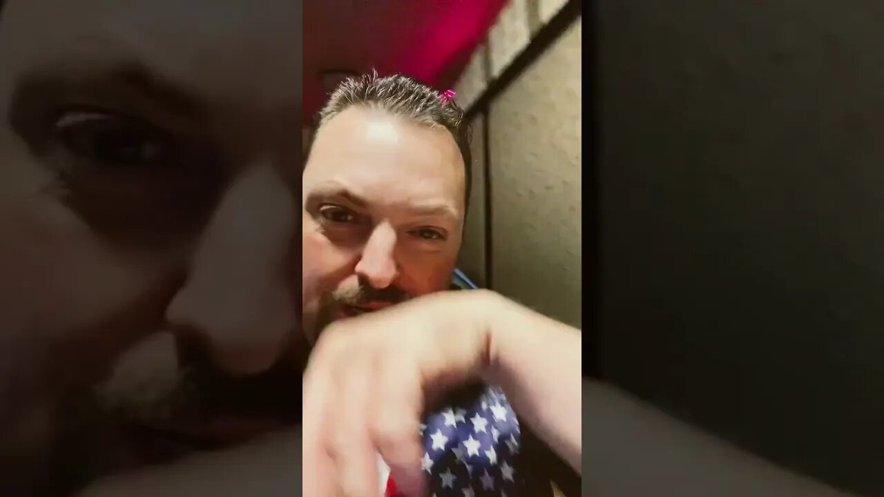 Hold on To Your Screws Life Hack! 😎