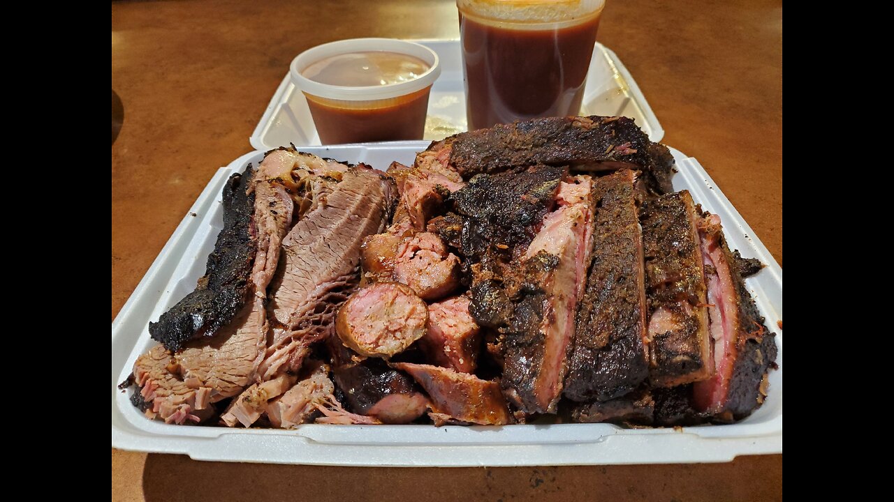 Pitmaster: Briskets on my small smoker