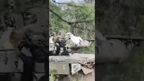 Combat footage: armored vehicles of the "Brave" smash the enemy in the Donbass