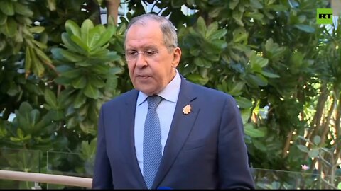 Lavrov: "The West forces Ukraine to take weapons and shell cities."
