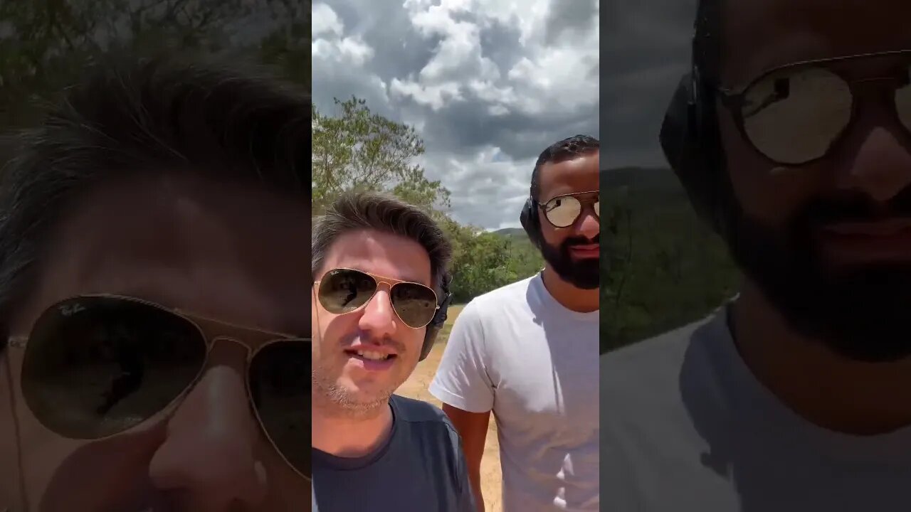 @Julio Criminalista cortando o cartão.