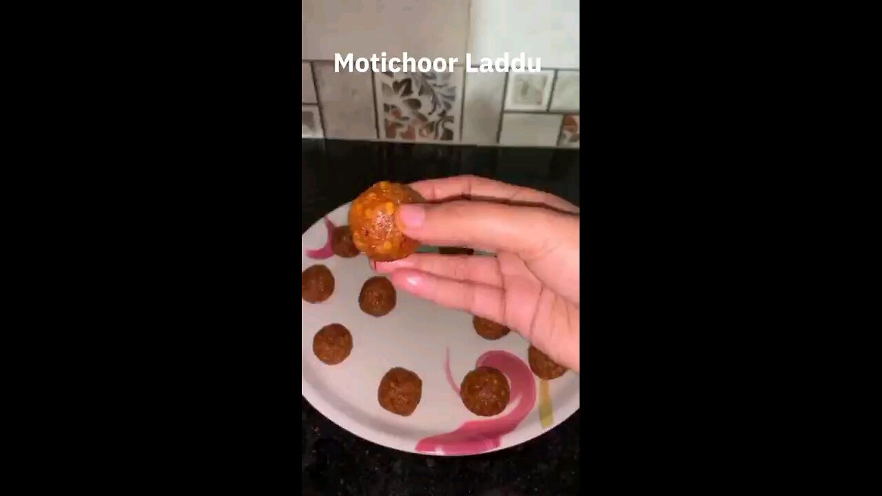 Motichur Laddu