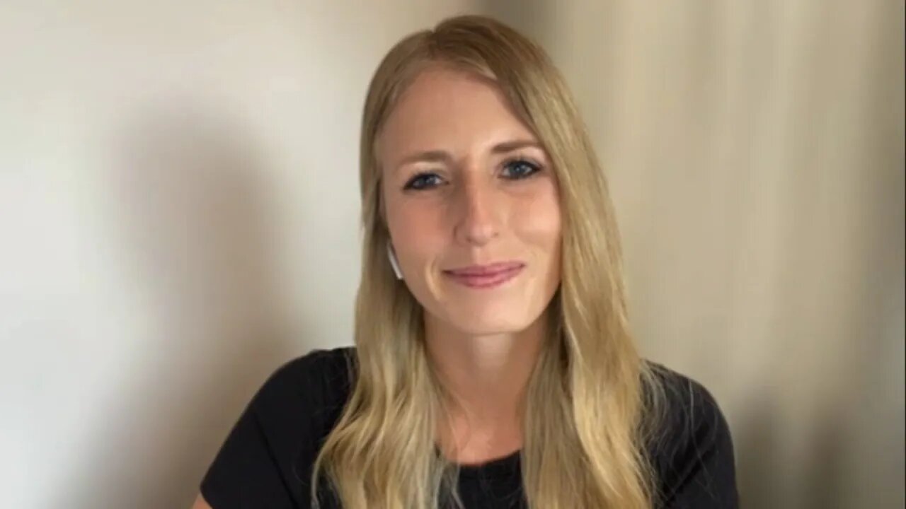 Bridging the gap between holistic and modern medicine | Brianne Roberge | Bridge City News