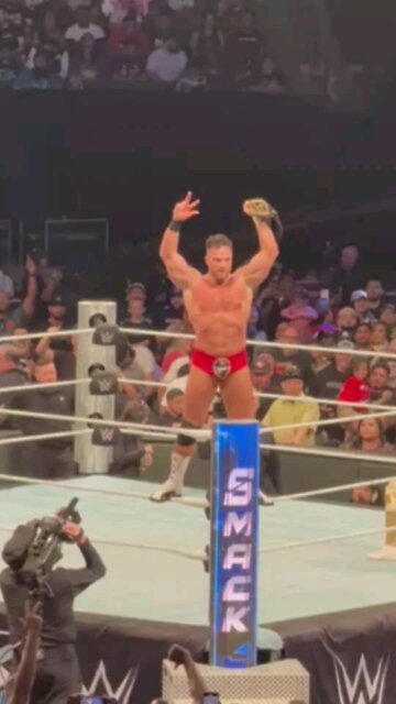 WWE Friday Night Smackdown Sacramento Golden One Center