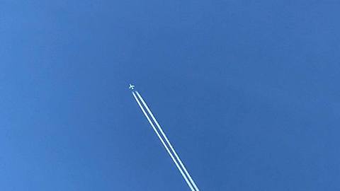 Mysterious plane circling around the Denver metro area