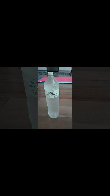 Day 23 of My 30- Day Water Challenge 💦 50 ounces per day!