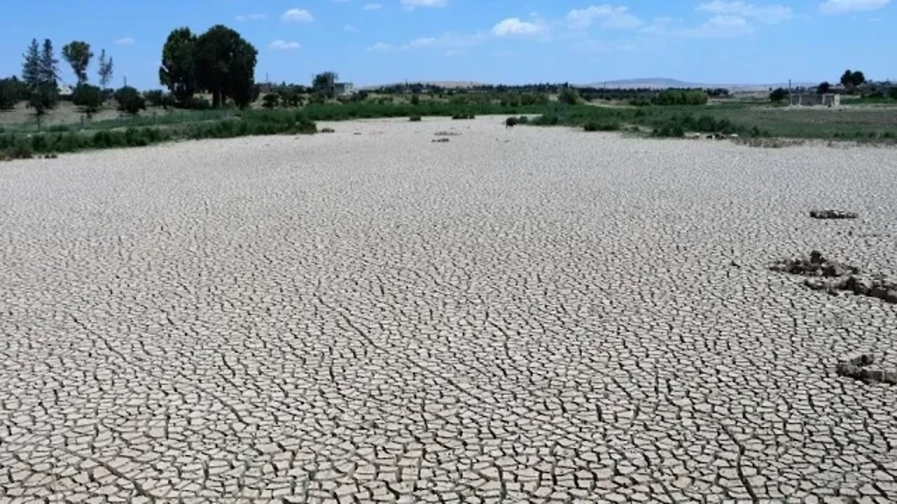 THE EUPHRATES RIVER HAS FINALLY DRIED UP!!! Close to the Day of Yah