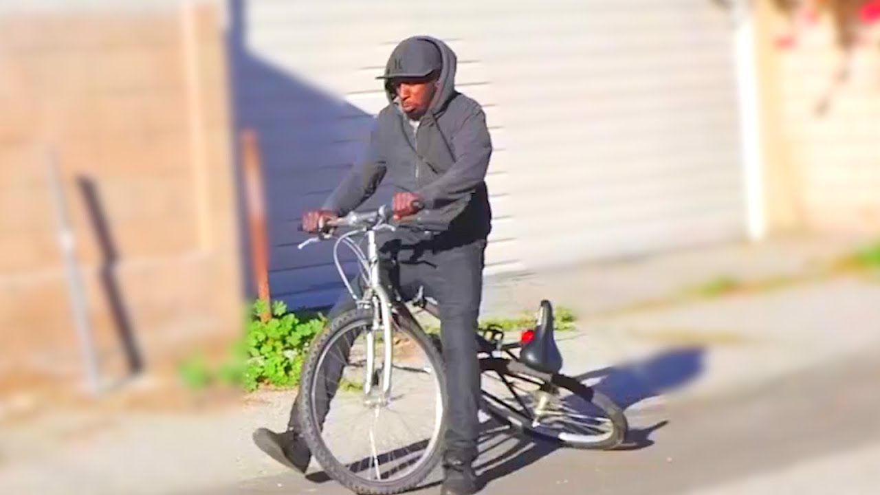 BAIT BIKE SPLIT IN HALF PRANK