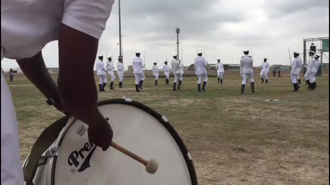 (Kwg)