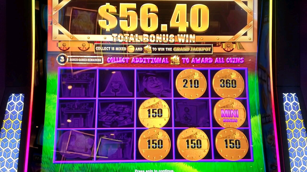 Lots of bonuses playing ALL ABOARD PIGGY PENNIES 🐷 slot machine!!!