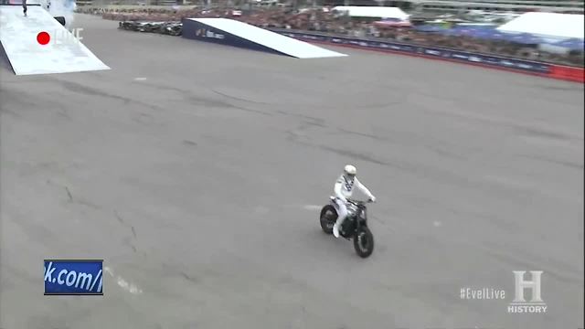 Pastrana makes history