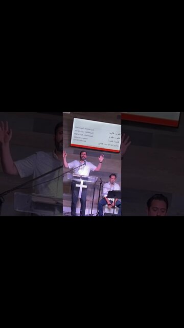 Former Muslims worshiping King Jesus