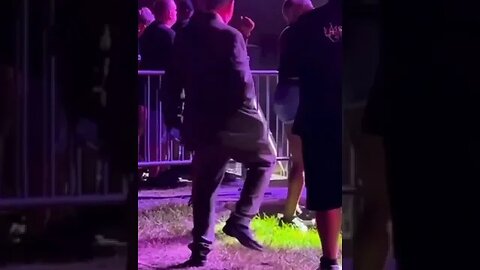 This Guy Can🕺Dance🔥😎🍺