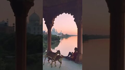 Taj Mahal is one of the visiting cards of this country.