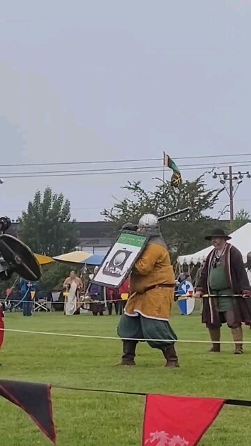 medieval fair armored combat