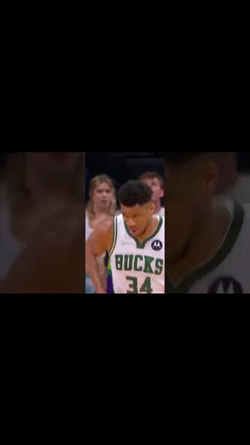 Giannis Dunks Over 3 Nets Defenders 👀