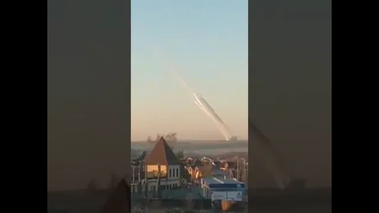 Ukraine War - BM-30 "Smerch" launched from Belgorod