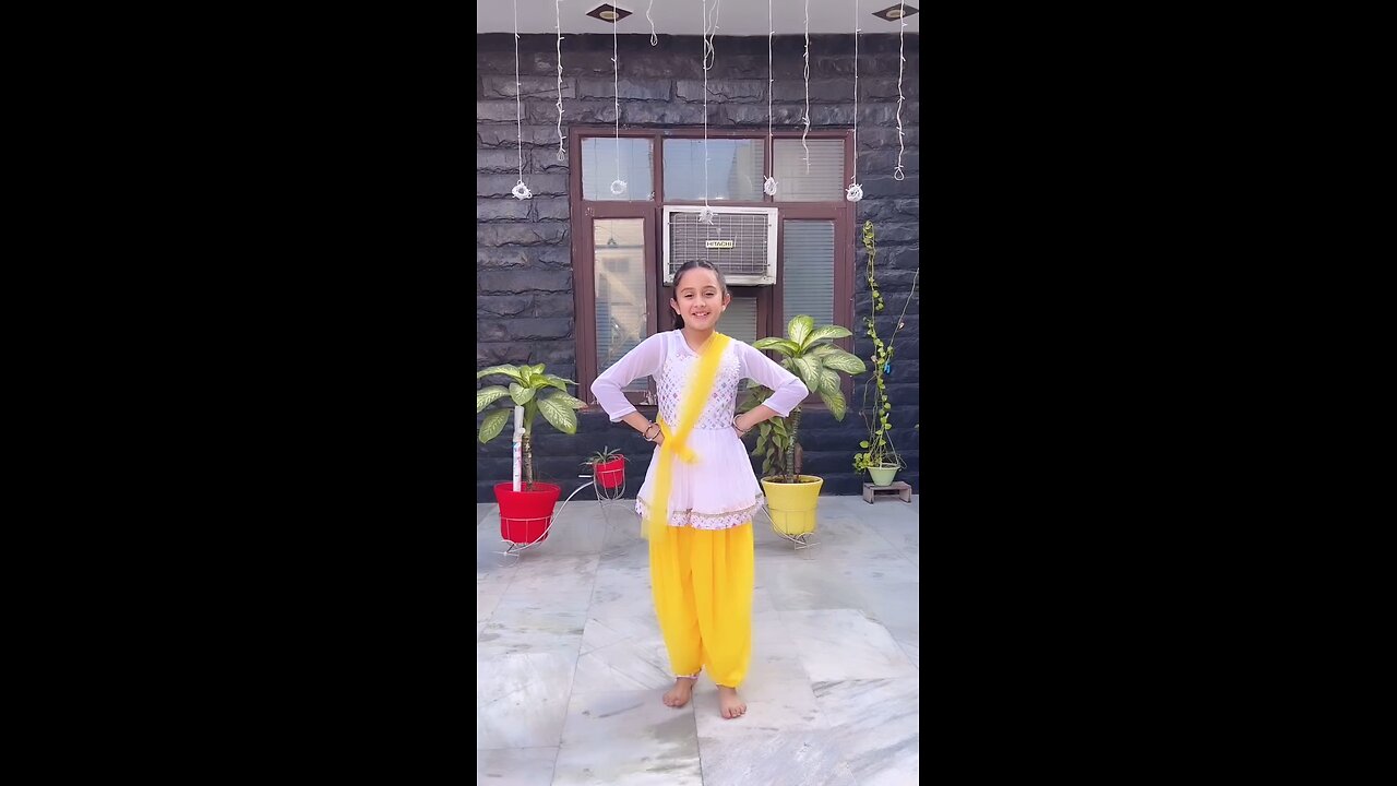 cut Girl dance