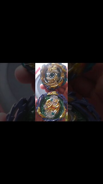 qual é o FAFNIR mais forte? #batalhadebeyblade #beybladeburst #beyblade
