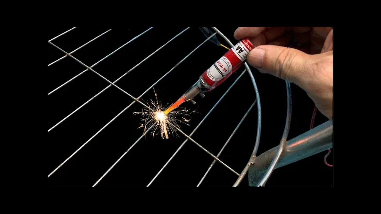 🔥Genius invention with a1.5V Battery Welding Machine at home that is really Useful.