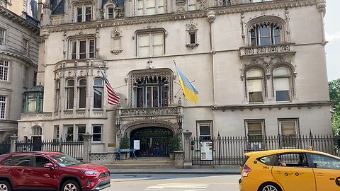 Walking Manhattan: Ukrainian Institute > Asia Society (UES)