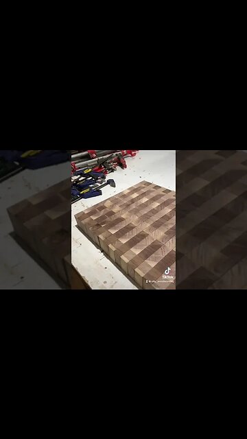 Walnut butcher block #shorts #woodworking #shortvideo #subscribe #reels #cuttingboards