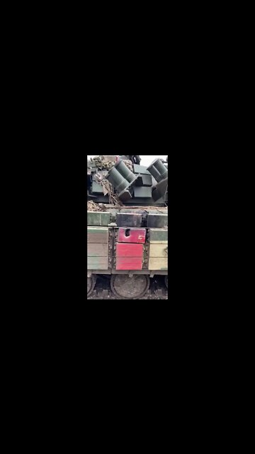 ★★★ Shot out Ukraine T-64BV tank