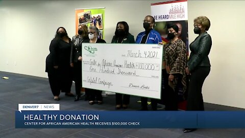 The LINKs donates $100,000 to the Center for African American Health