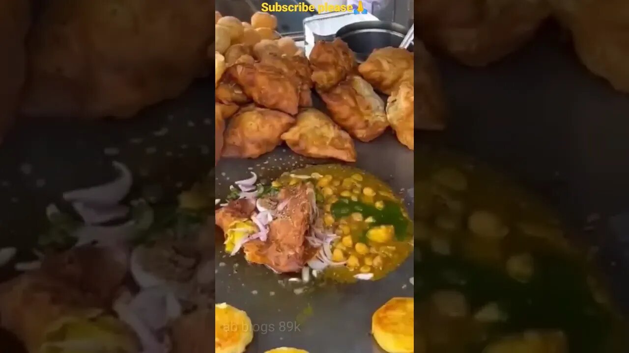 samosa चाट देखो 😱#viral #blogs #foodshorts #funny #youtubeshorts #streetfood #samosa #shorts