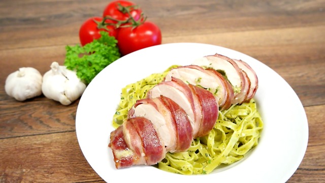 Pesto and mozzarella chicken wrapped in bacon