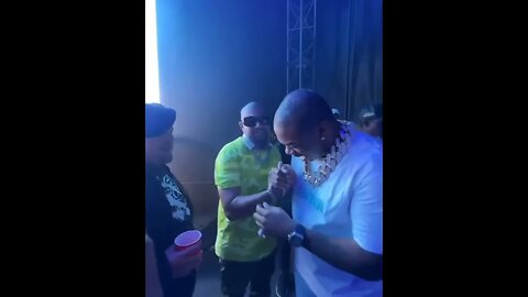 Flore de Lille Si le rêveur côtoie habituellement celle avec qui il fait l’amour faudra s’interroger