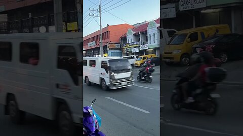 Jeepney Traffic #shorts #short #shortvideo #subscribe #viral #shortsfeed #shortsvideo #travel