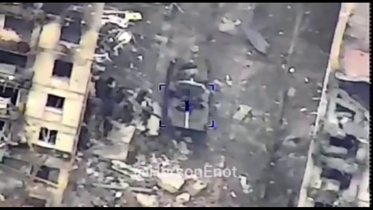 footage from Bakhmut/Artemovsk from Russian paratroopers supporting Wagner's assault units