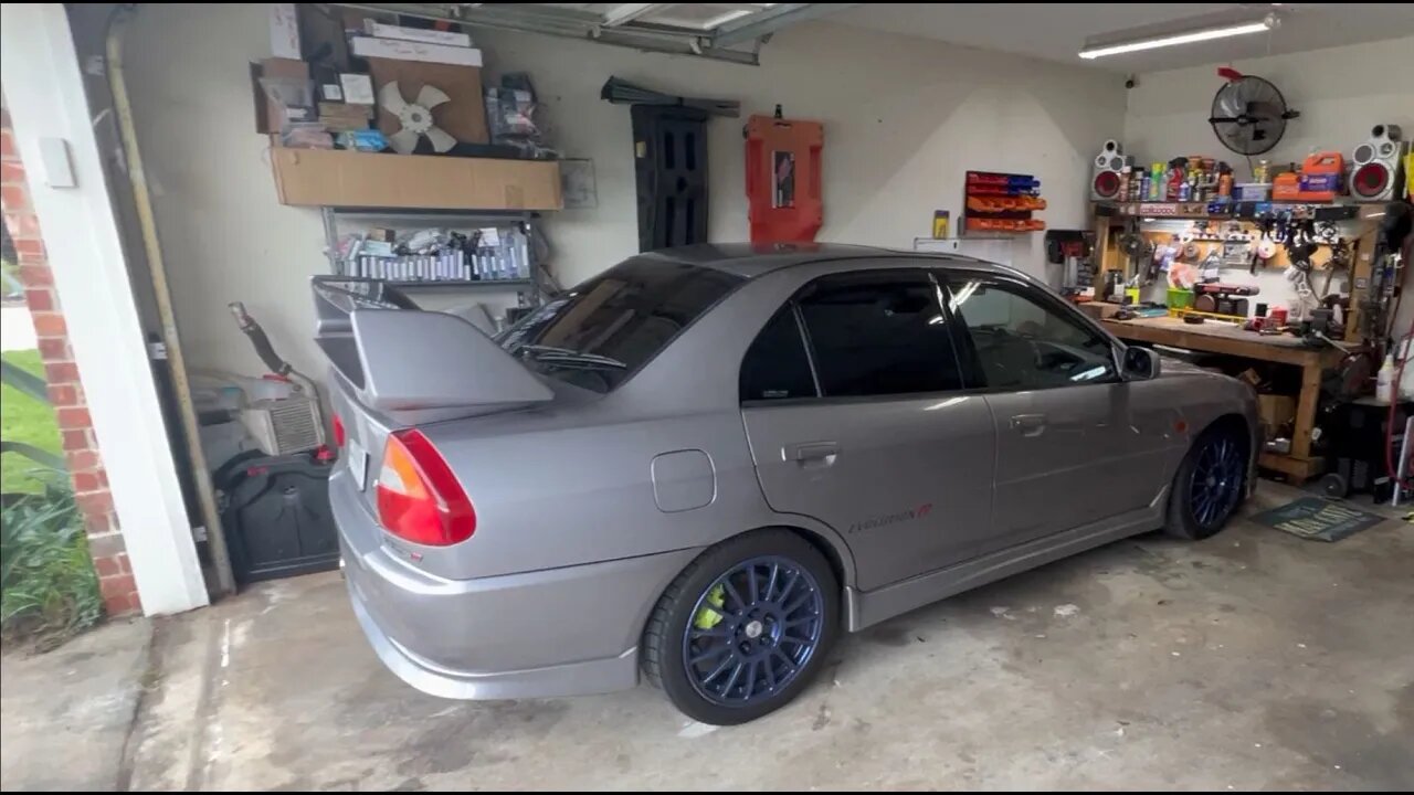 Garage Clean up Evo IV gets cozy
