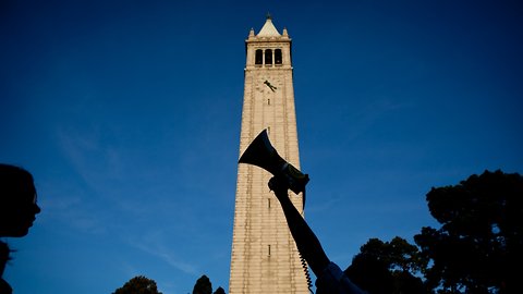 Trump Signs Order To Protect Free Speech On College Campuses