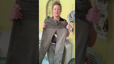 Women’s pants for shooting