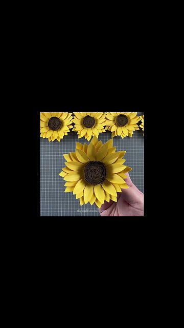 SUNFLOWER PAPER FLOWER WITH CRICUT #shorts