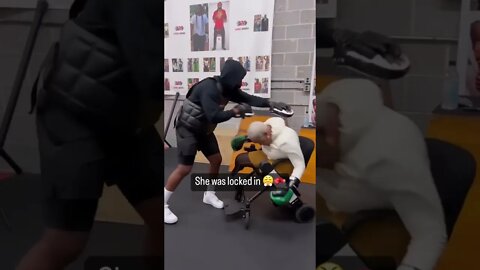 SHE GOT HANDs! 🥊 #shorts #viral #youtubeshorts #subscribe #reels #foryou #tiktok