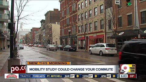 Longer walk signals, new streetcar lights among city's recommendations for Downtown traffic